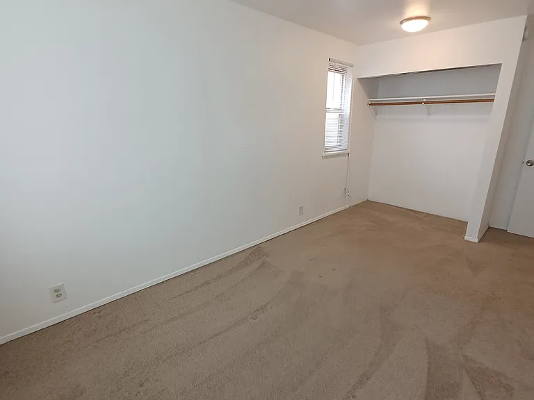 University View Apartments — Photo 35