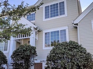 3453 Ravinia Cir, Aurora, IL 60504