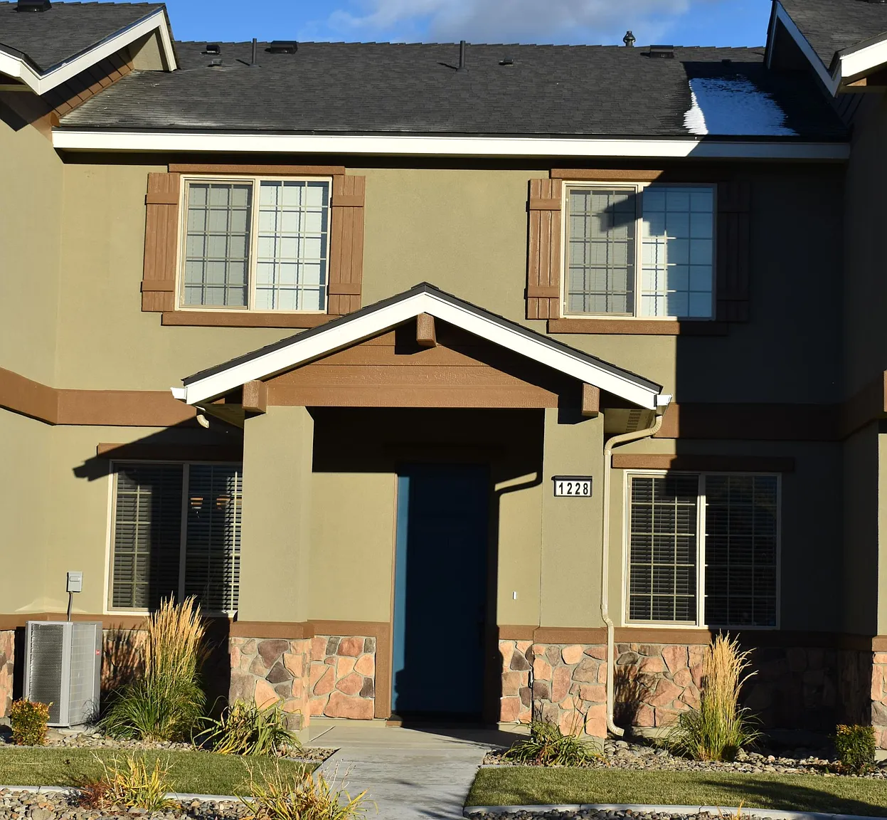 1228 Montevideo Cir photo 1