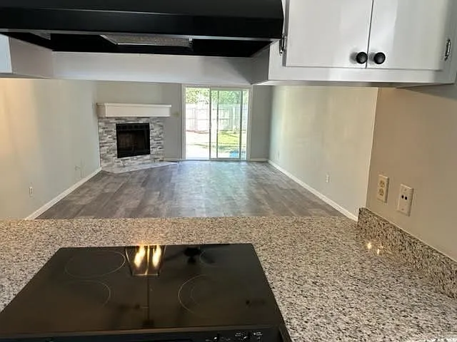 3421 N Carnation Ct — Photo 7
