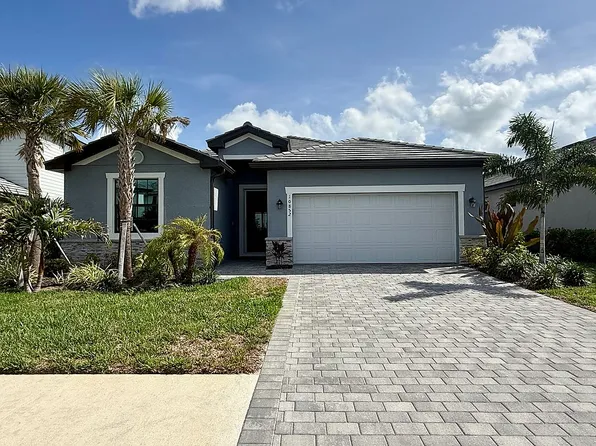 10852 Sun Drop St, Venice, FL 34293
