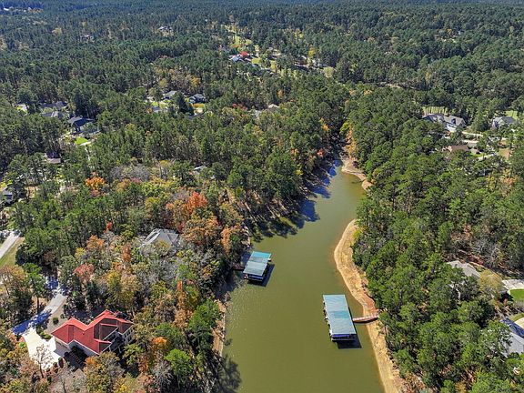 2nd image of 212 Pirates Cove