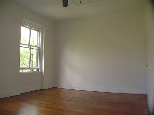 Rented by M.Woods & Associates | media 28