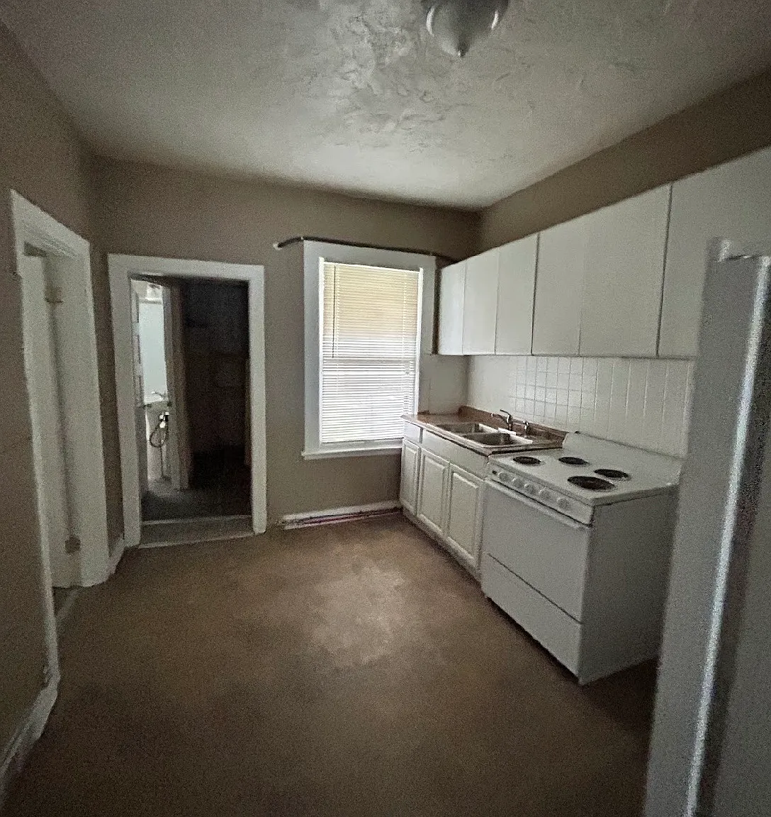 2 bed, 696 sqft, $950 — Photo 4