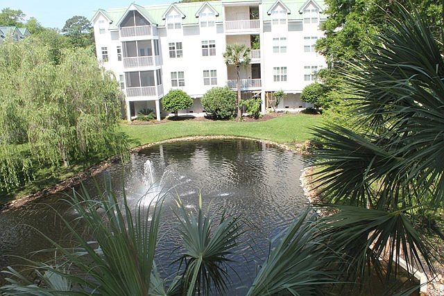 1st image of 142 Shady Brooke Unit 200