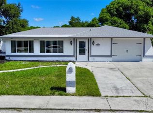 7421 Fireside Dr, Port Richey, FL 34668