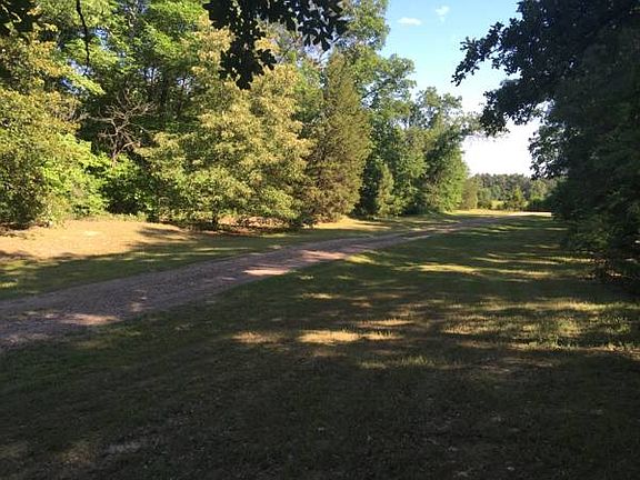 4th image of 843 County Road 4007