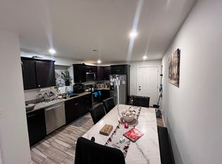 321 Sayles St #B, Providence, RI 02905