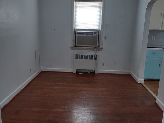 4th image of 112 Beechwood Ave #1