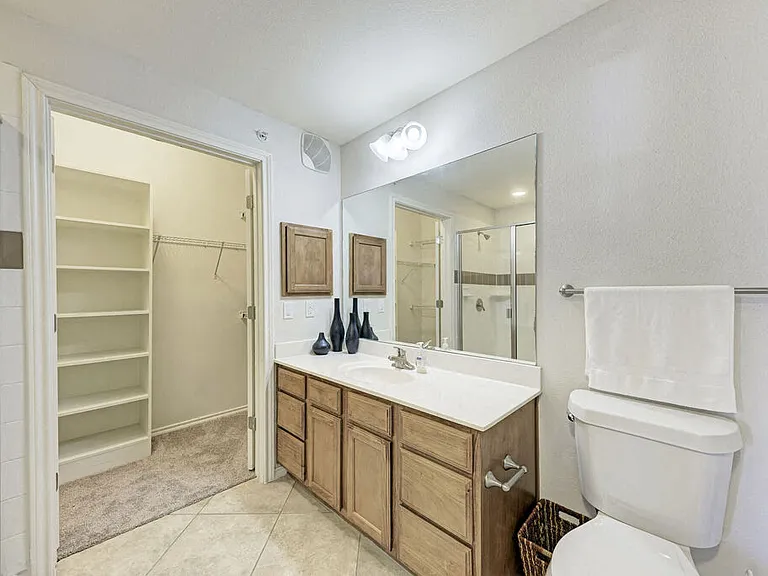 Riverhorse Ranch Apartments II — Photo 21