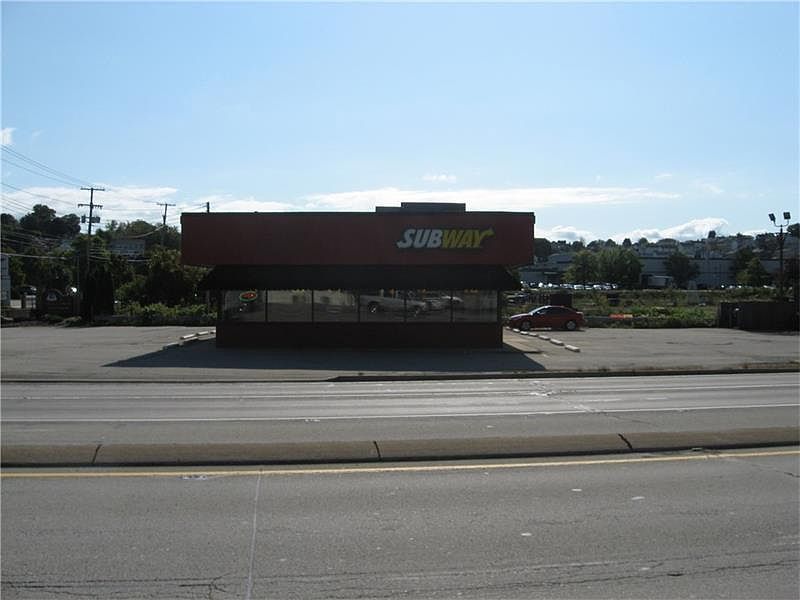 1st image of 1301 S Main St