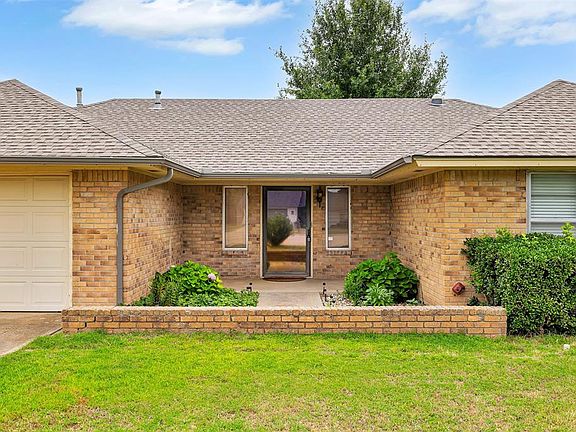 4th image of 3114 N Wheeler Cir