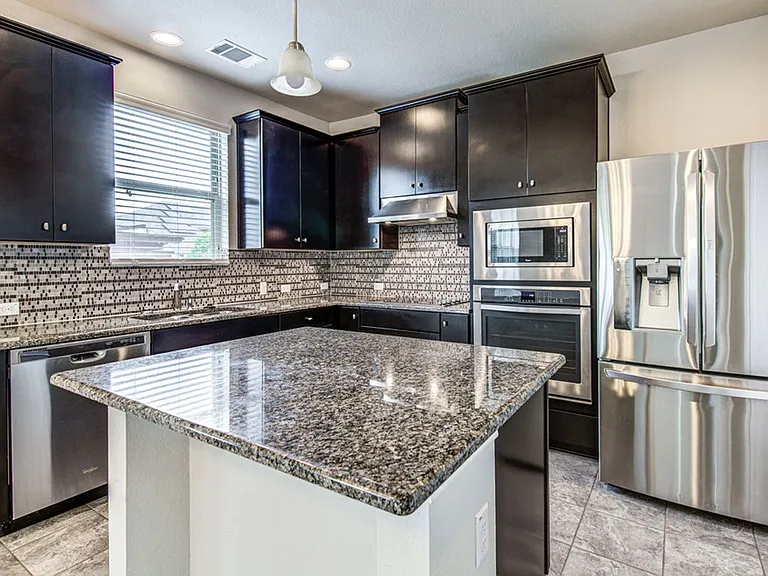 17324 Brittle Ln — Photo 9