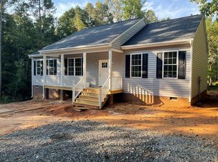 13105 Five Forks Rd, Amelia Court House, VA 23002