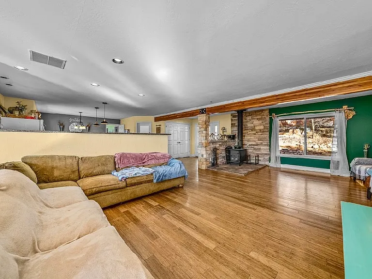 700 Blue Ridge Dr — Photo 26