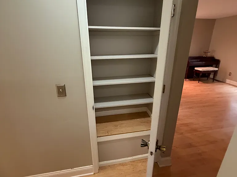 6865 Muirfield Dr — Photo 18