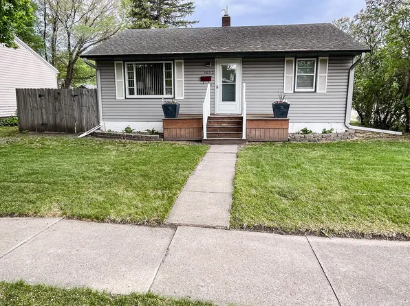 1603 5th St S, Moorhead, MN 56560