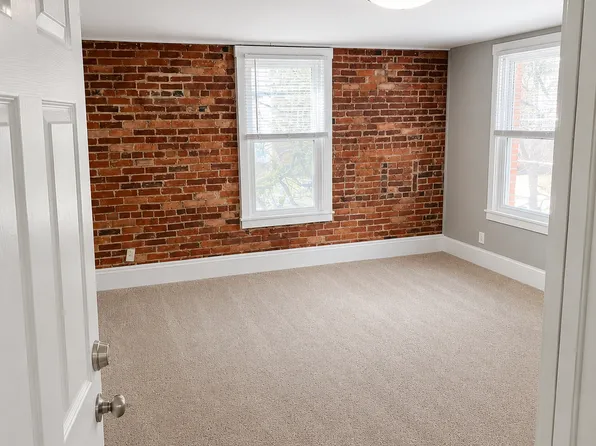 125 N Main St #B, Marysville, OH 43040