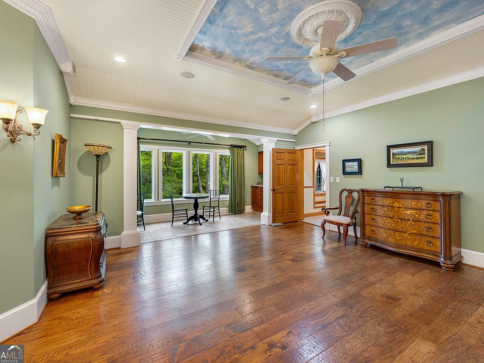 28th image of 230 Woodside Ln