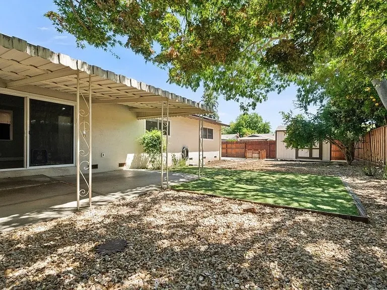 4026 Denver St — Photo 22
