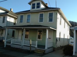 1027 Walnut St, Sunbury, PA 17801
