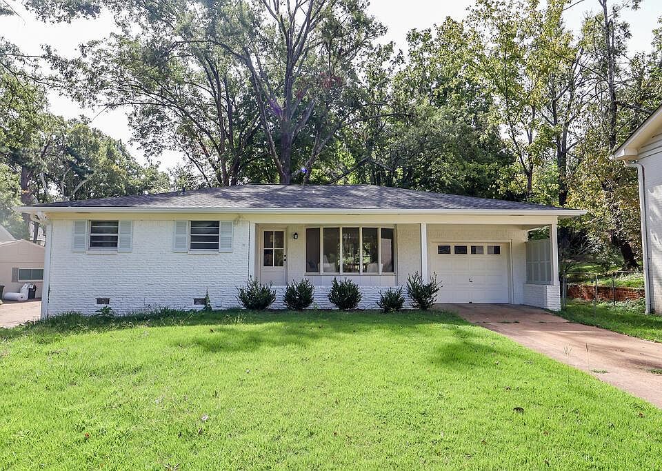 1st image of 108 Clubview Rd