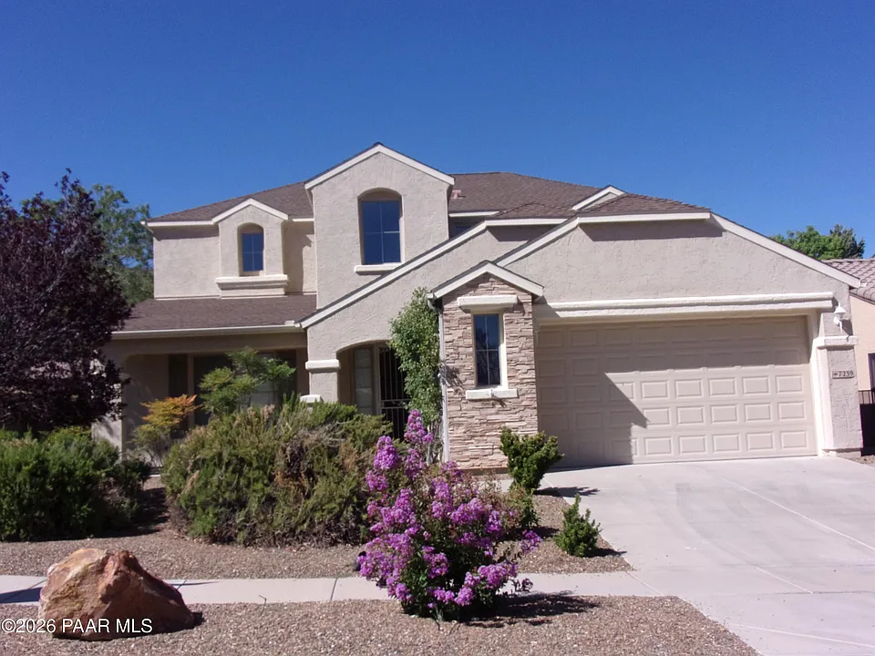 7239 E Barefoot Ln