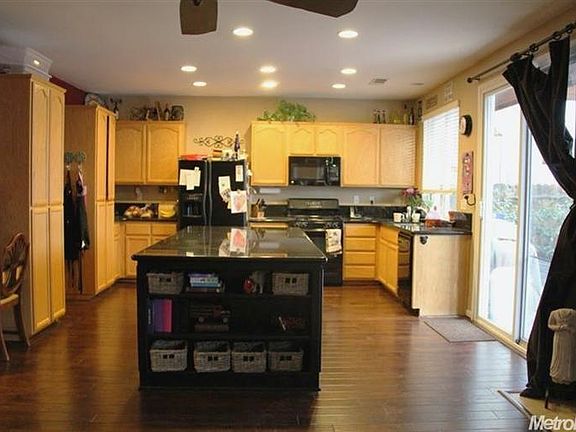 5th image of 1352 Cougar Creek Dr