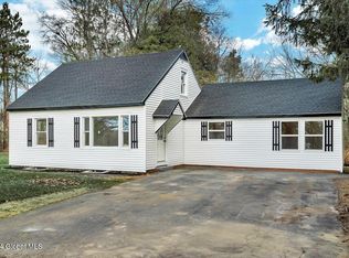 1015 Highway 146 #A, Ballston Lake, NY 12019