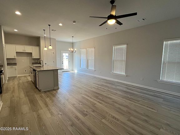 3rd image of 200 Braddish Ct