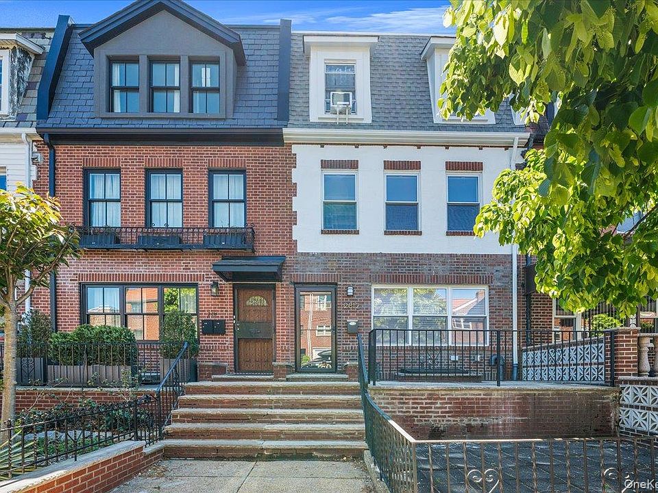 1st image of 28-12 21st Avenue