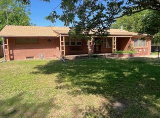 2801 S Laura St, Wichita, KS 67216