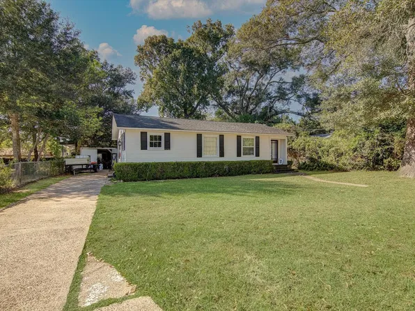 1835 N San Jacinto St, Liberty, TX 77575