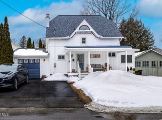 5 Southeast Street, Saratoga Springs, NY 12866