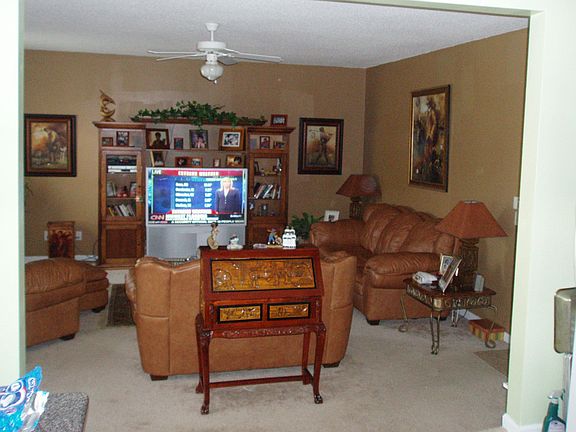 5th image of 51 Lake Crossing Ct