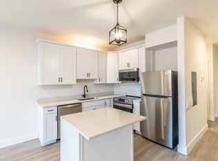 1143 Rose Hill Dr #306, Charlottesville, VA