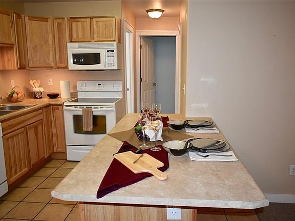 5th image of 1000 Cruiser Ln #1000J