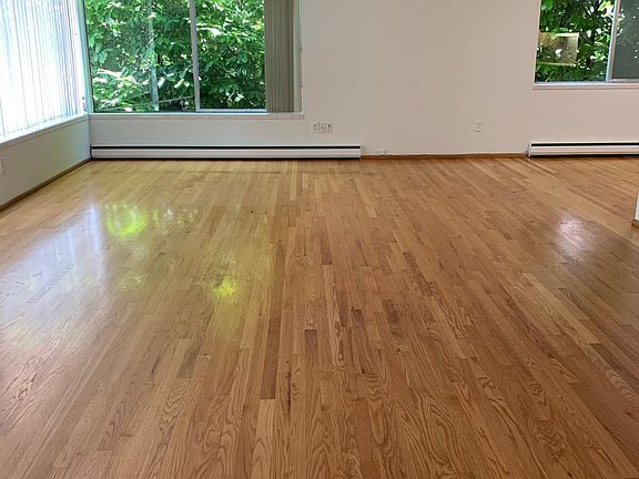 5th image of 684 W Olympic Pl #1