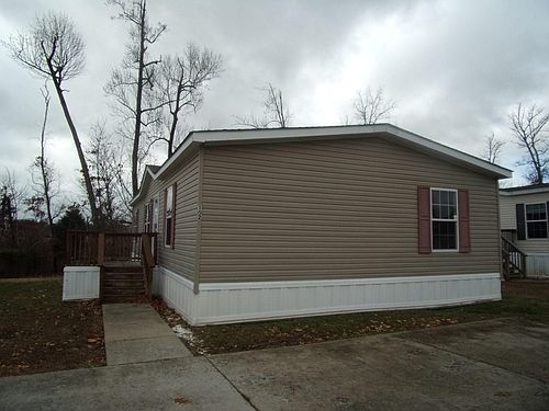 2nd image of 102 Lynnwood Cir