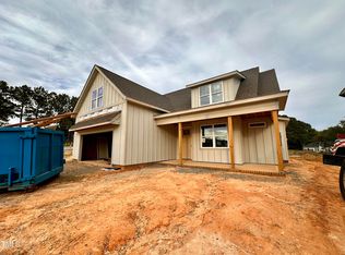 718 Coley Farm Rd, Fuquay Varina, NC 27526