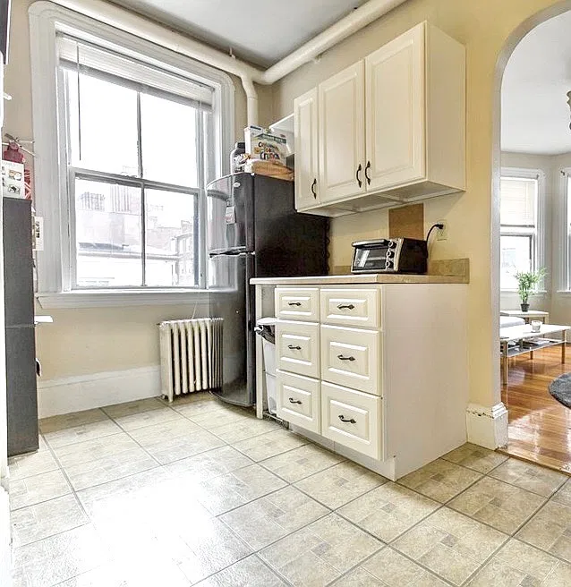 37 Joy St #13