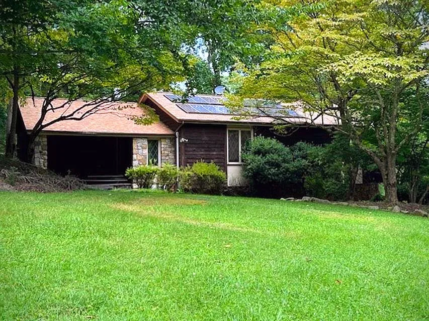 N Foxxborough Ln, Johnson City — Photo 1