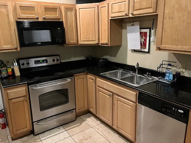 62 E Tompkins St — Photo 6