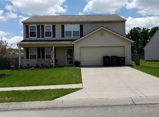 208 Riley Dr, Fort Wayne, IN 46825