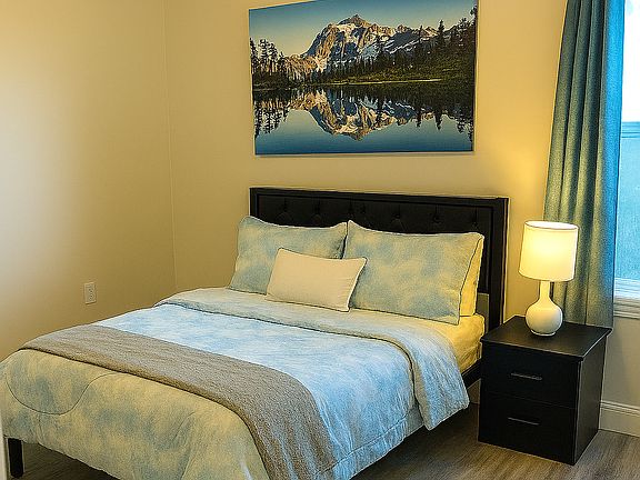5th image of 5109 Bourquin St