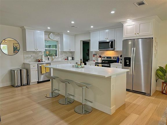 4th image of 4858 BRENDA DRIVE