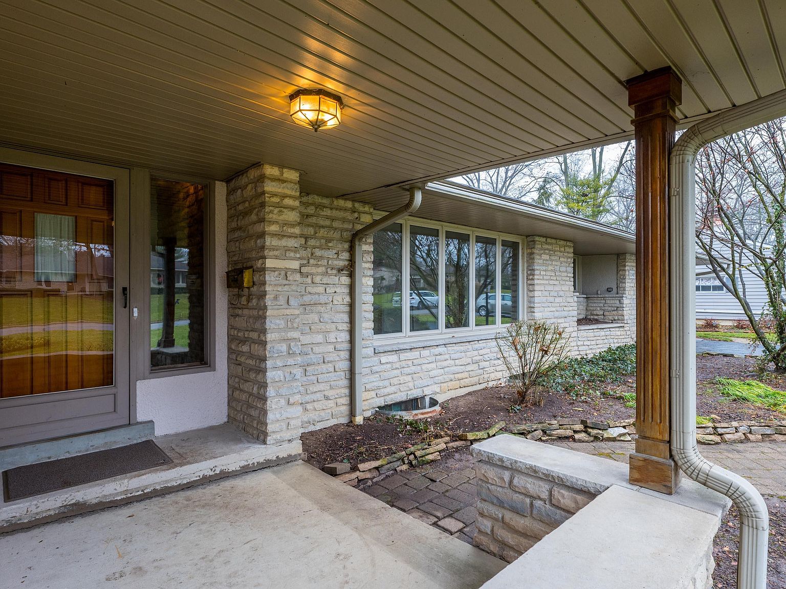 3049 Leeds Rd, Upper Arlington, OH 43221 Zillow