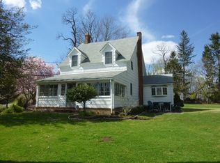 24 Hickory Tavern Rd, Gillette, NJ 07933