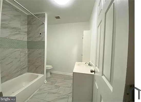 2510 Manton St — Photo 6