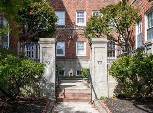 79 Martin St APT 21, Cambridge, MA 02138